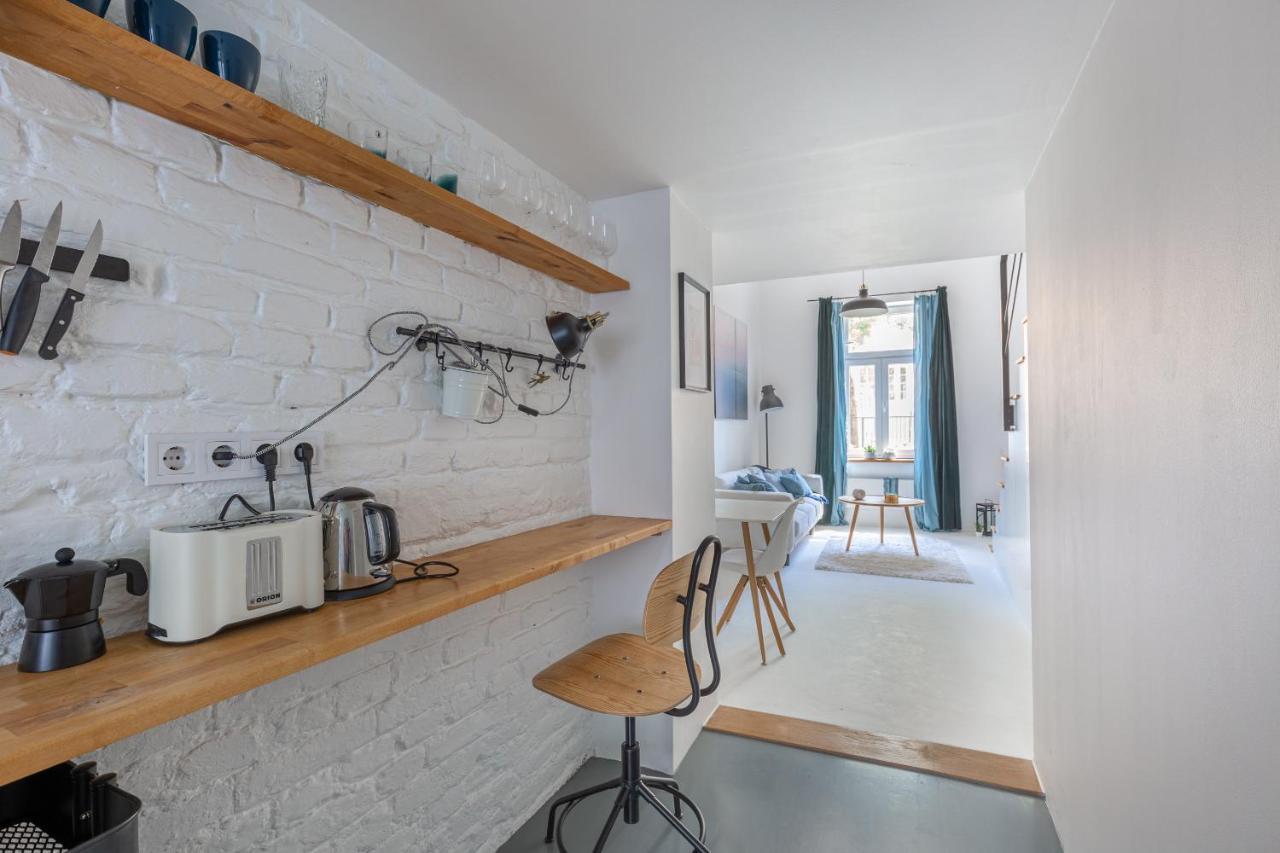 Black And White Apartment Budapest Esterno foto
